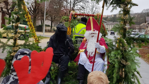 1er Marché de Noël et visite de St Nicolas